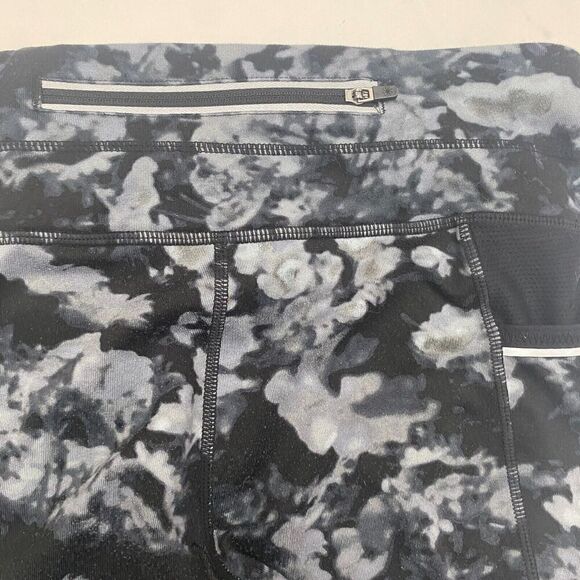 Athleta Women Small Capri Leggings Pants Black Gray Camouflage Pull On Pockets - Picture 10 of 12